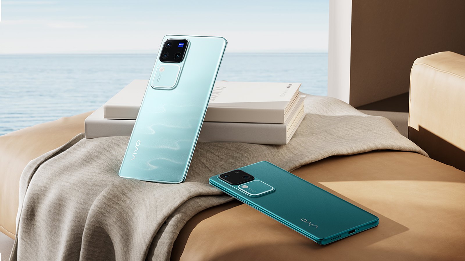 Dua unit Vivo V30 di meja display